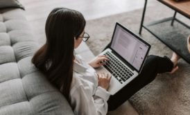 Start a freelance copywriting business with this proven seven-day plan and get paid to work from home as a copywriter