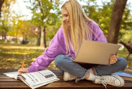 woman writing english article