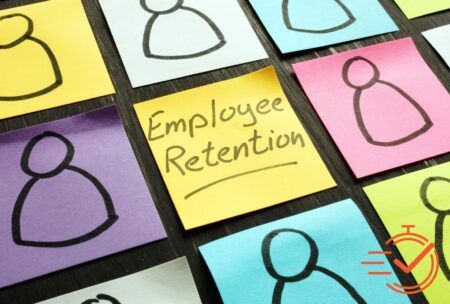 A graphic illustrating employee retention strategies and their importance in maintaining a happy workforce.